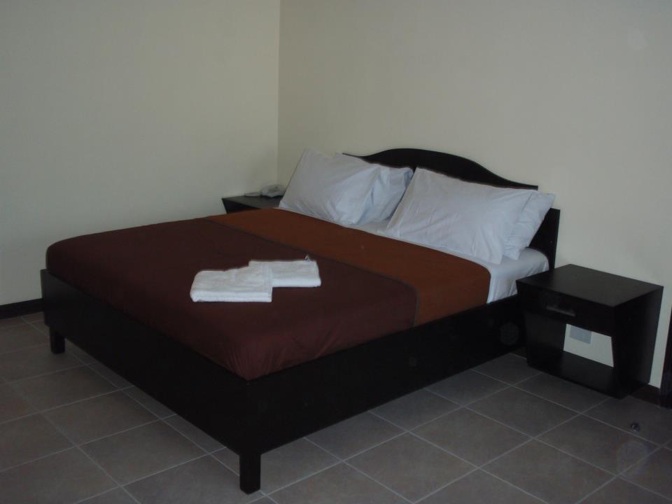 Boomerang Hotel Ángeles Extérieur photo