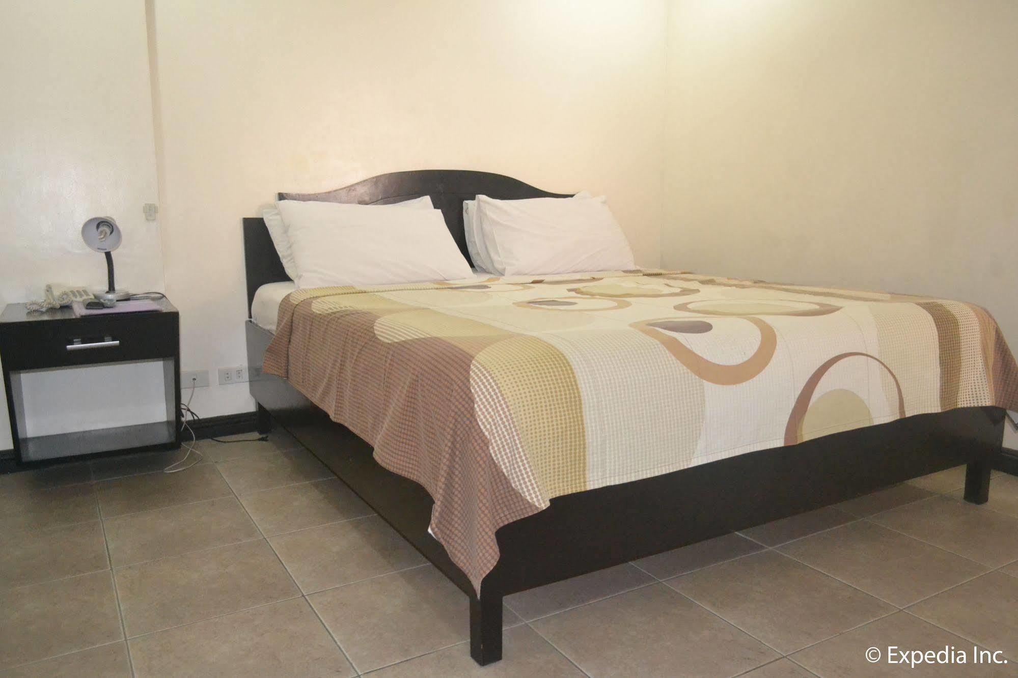 Boomerang Hotel Ángeles Extérieur photo